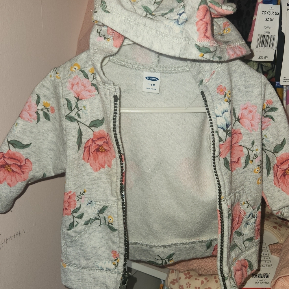 baby girl 6 to 9 month bundle - Picture 3 of 14
